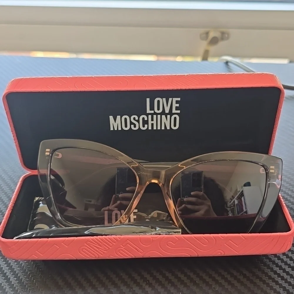Brand New Moschino MOS155/S MQE 55 mm with Case